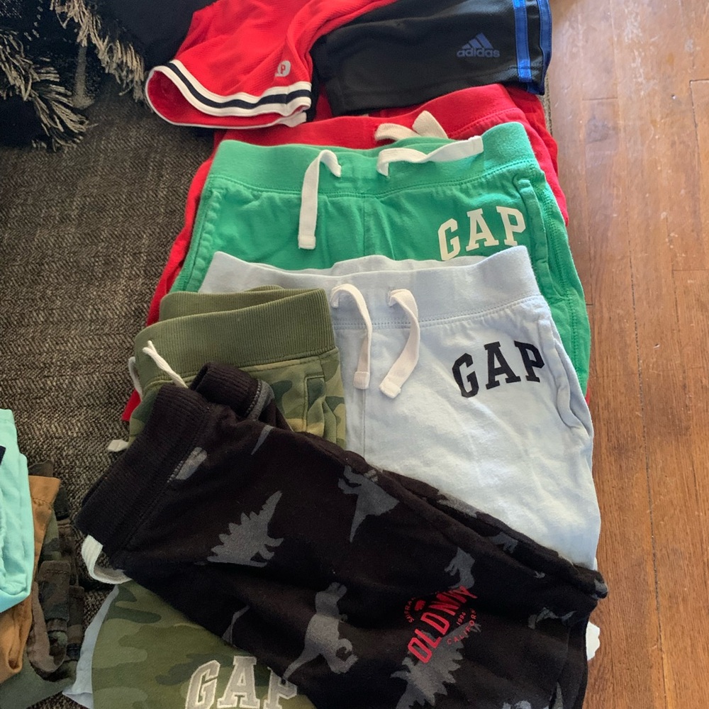 Boy shorts size 4T 10$ each